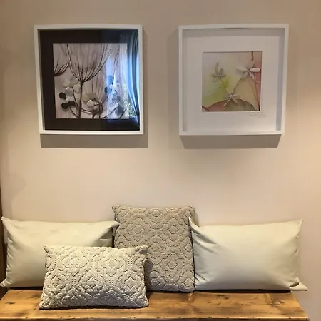 Hayloft Oda ve Kahvaltı 4*